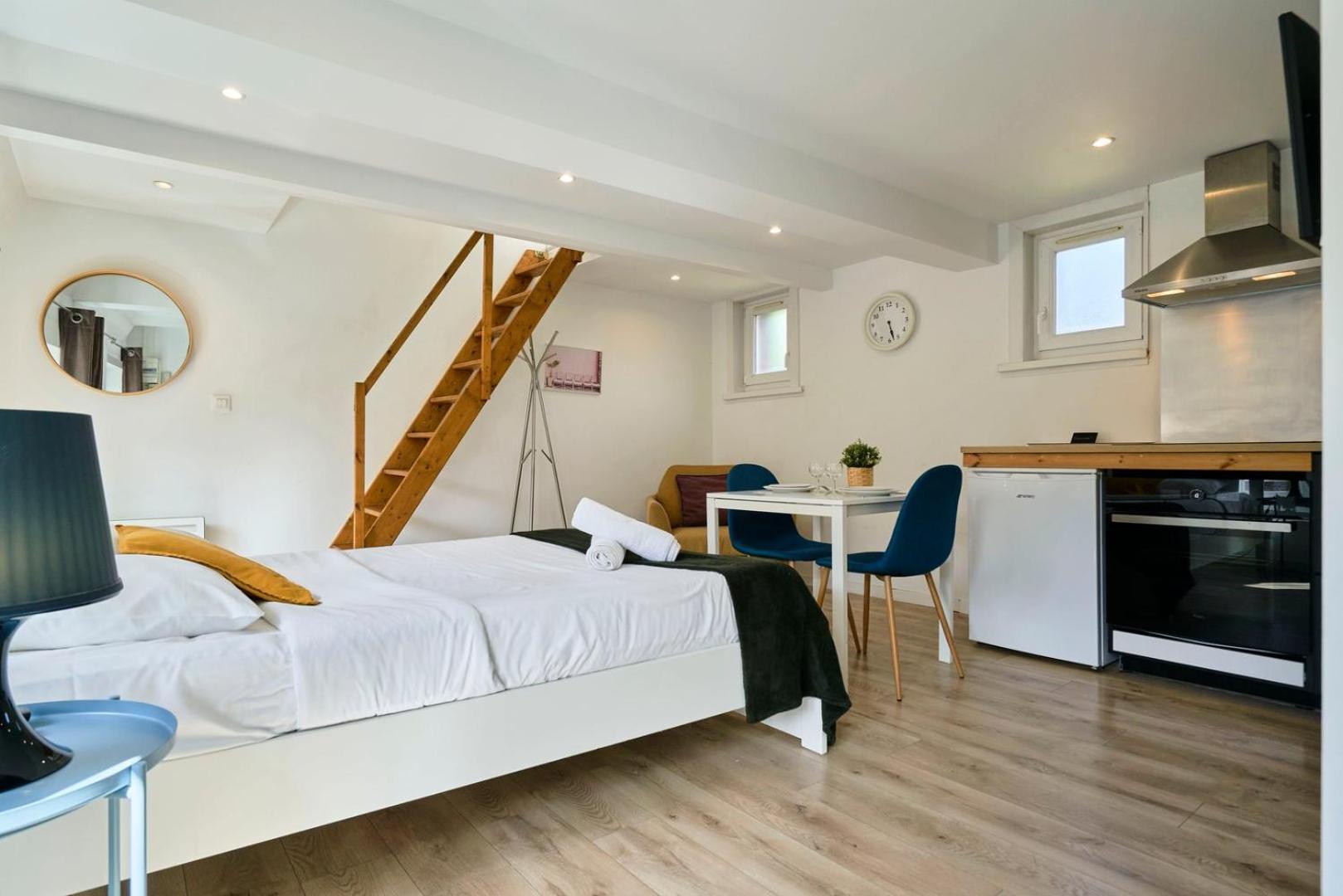 Lille Hypercentre Gares - Small Suite Esterno foto